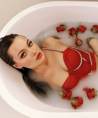 Проститутка Дина